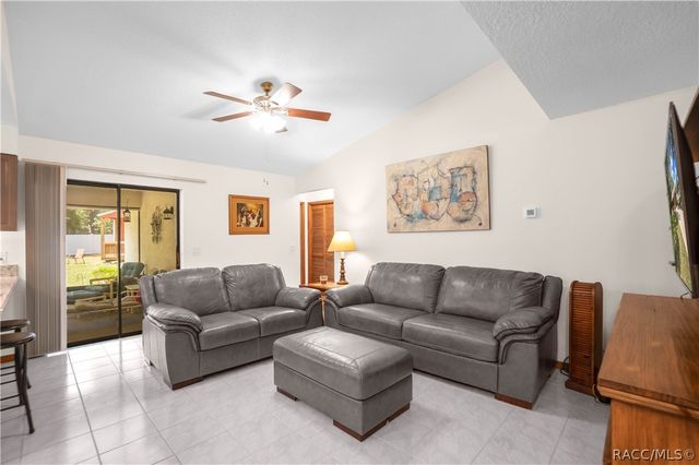 2250 W Huntington Drive, Beverly Hills, FL 34465