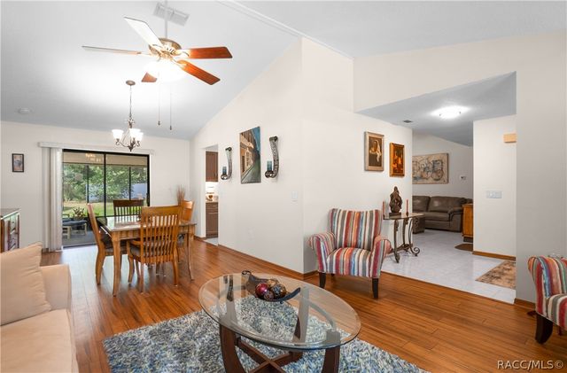 2250 W Huntington Drive, Beverly Hills, FL 34465