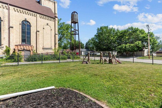 105 N STATE STREET, Chilton, WI 53014