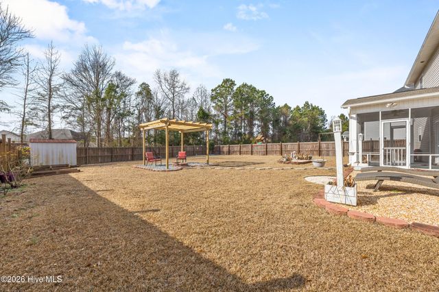 827 Solomon Drive, Jacksonville, NC 28546