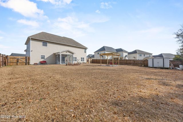 827 Solomon Drive, Jacksonville, NC 28546