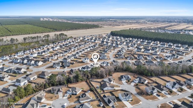 827 Solomon Drive, Jacksonville, NC 28546