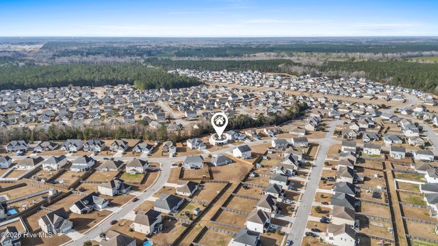 827 Solomon Drive, Jacksonville, NC 28546