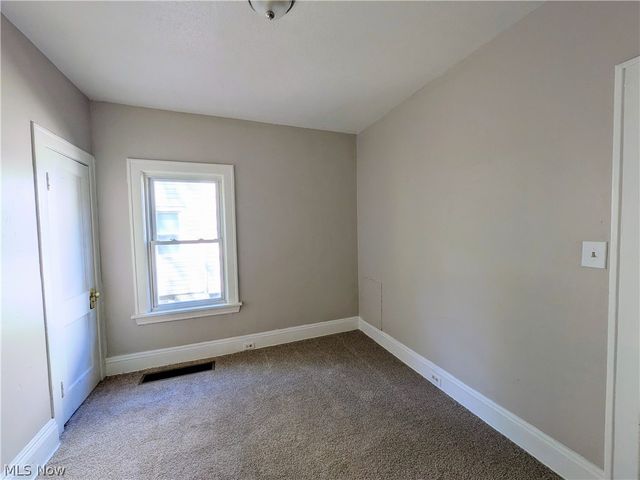 11302 Parkview Avenue, Cleveland, OH 44104