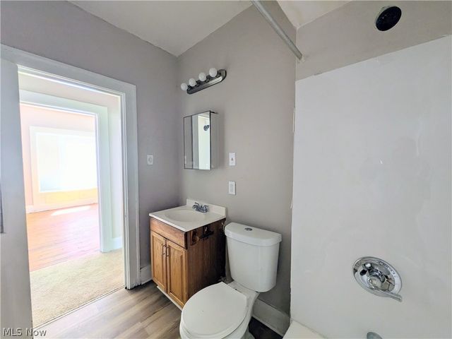 11302 Parkview Avenue, Cleveland, OH 44104