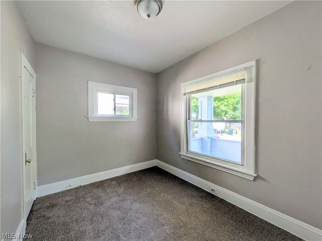 11302 Parkview Avenue, Cleveland, OH 44104