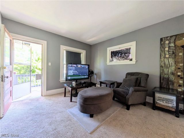 11302 Parkview Avenue, Cleveland, OH 44104