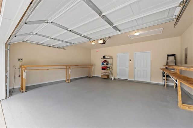 311 Crossroads Drive, Social Circle, GA 30025