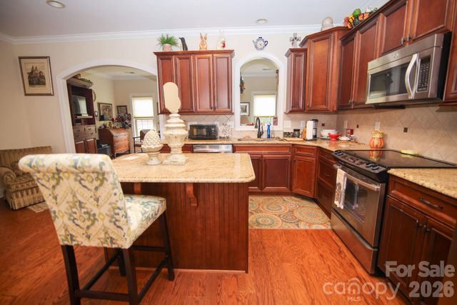 5416 Ggo Drive, Greensboro, NC 27406