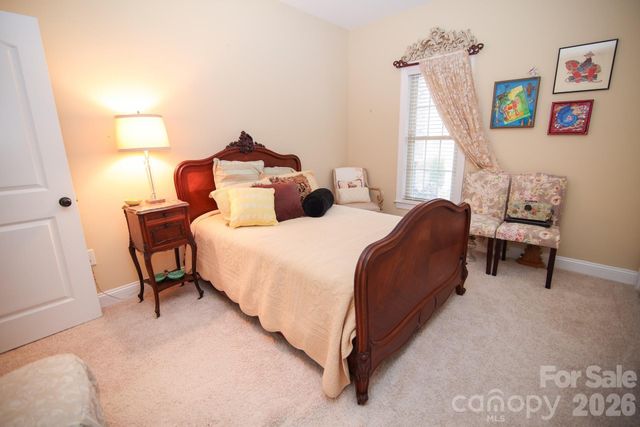 5416 Ggo Drive, Greensboro, NC 27406