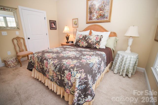 5416 Ggo Drive, Greensboro, NC 27406