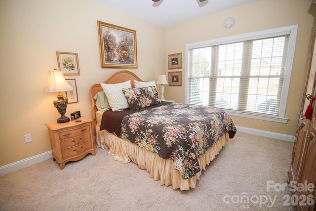 5416 Ggo Drive, Greensboro, NC 27406