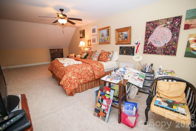 5416 Ggo Drive, Greensboro, NC 27406