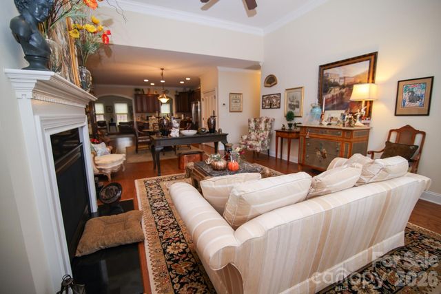 5416 Ggo Drive, Greensboro, NC 27406