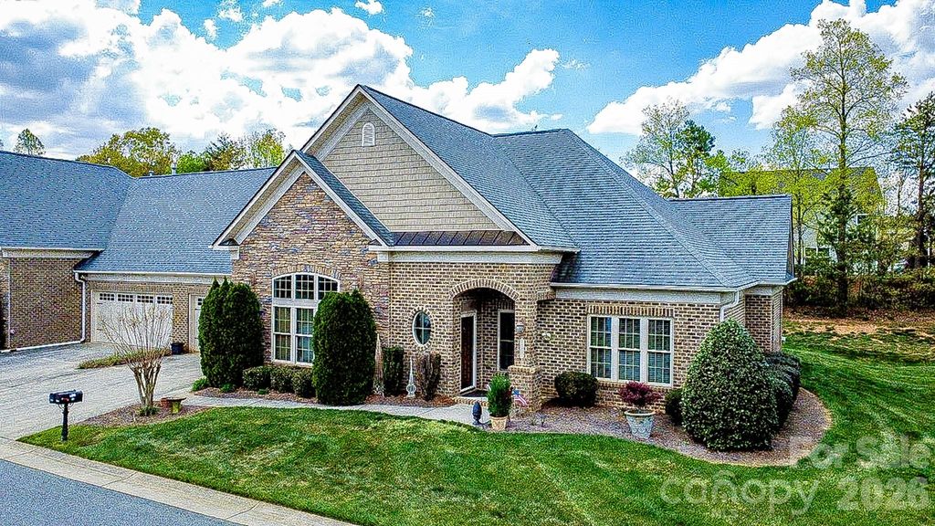 5416 Ggo Drive, Greensboro, NC 27406
