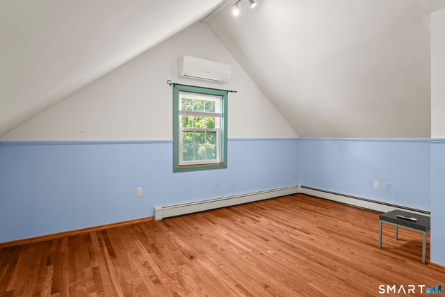 28 Lucas Park Road, Norwich, CT 06360