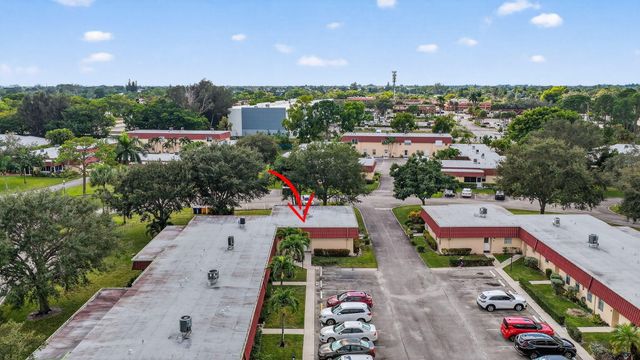 846 Salem Lane, Lake Worth, FL 33467