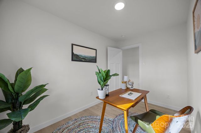 242 Moody Cove Road, Weaverville, NC 28787