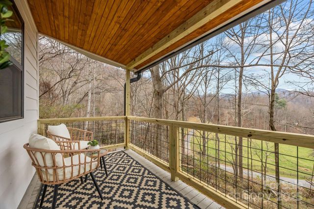 242 Moody Cove Road, Weaverville, NC 28787