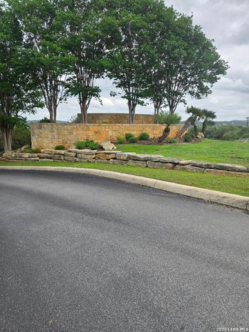 516 CIELO VIS, Canyon Lake, TX 78133