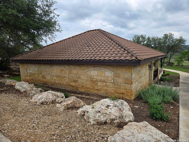 516 CIELO VIS, Canyon Lake, TX 78133