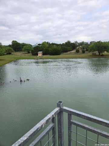516 CIELO VIS, Canyon Lake, TX 78133