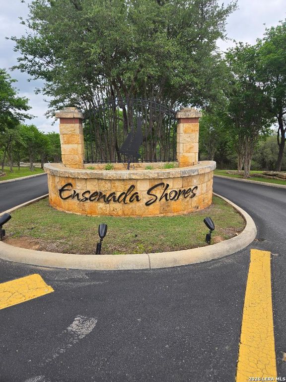 516 CIELO VIS, Canyon Lake, TX 78133