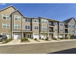 16401 Nw CHADWICK Way 106, Portland, OR 97229