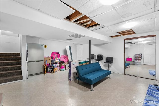 712 Scarbrough Circle 712, Hoffman Estates, IL 60169