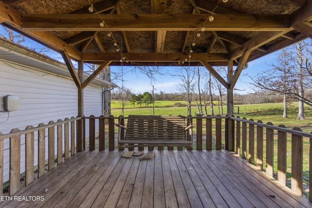 444 Island Ford Rd, Lancing, TN 37770