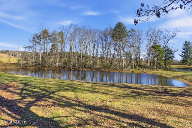 444 Island Ford Rd, Lancing, TN 37770