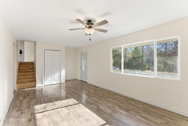 444 Island Ford Rd, Lancing, TN 37770