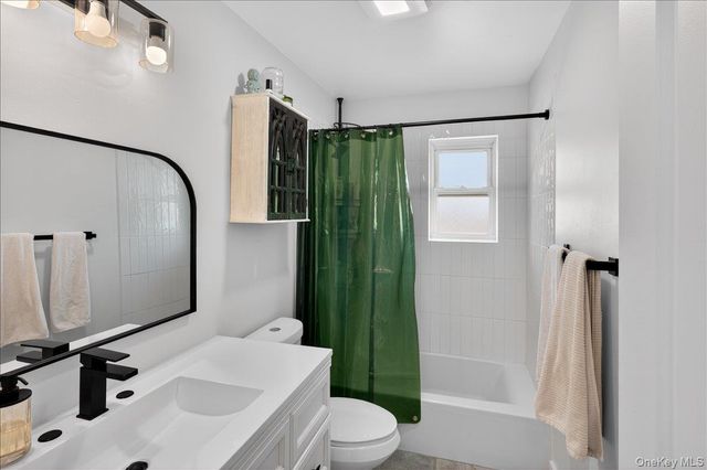 223 Artist Lake Drive, Middle Island, NY 11953