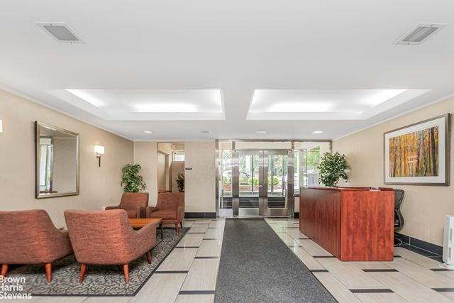 2711 Henry Hudson Pkwy Apt 7H, New York City, NY 10463