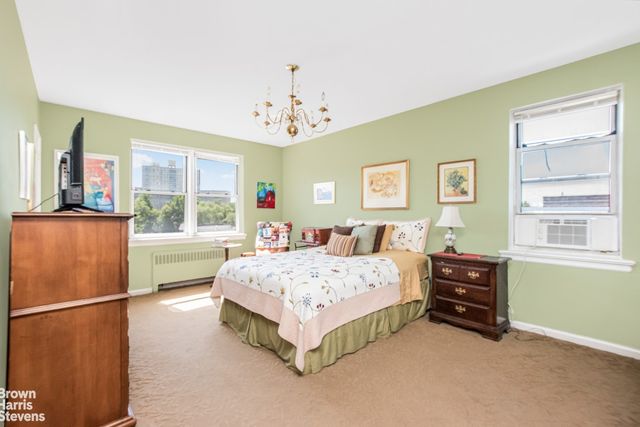 2711 Henry Hudson Pkwy Apt 7H, New York City, NY 10463