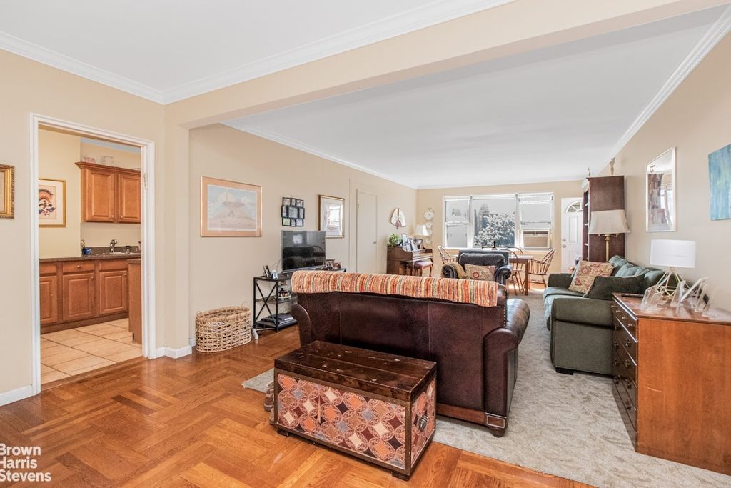 2711 Henry Hudson Pkwy Apt 7H, New York City, NY 10463