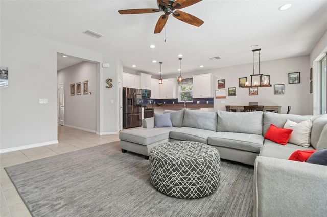 8213 BARNSIDE VIEW LANE, Gibsonton, FL 33534