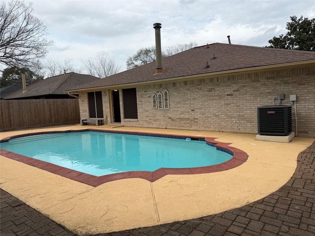 2314 Clear Ridge Drive Drive, Houston, TX 77339