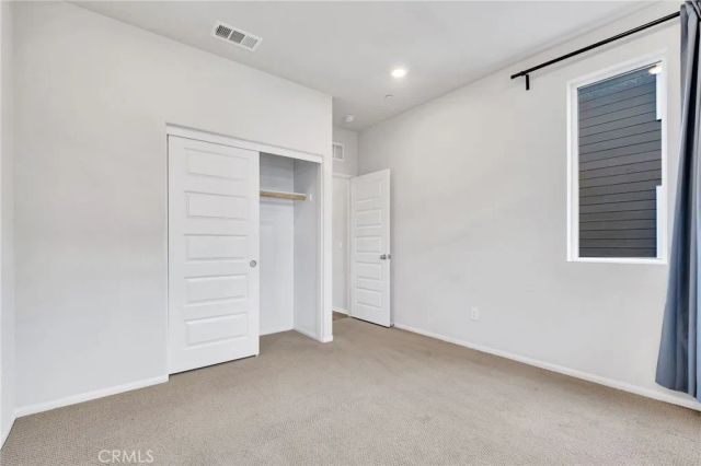 212 Farley Ln, Pomona, CA 91767