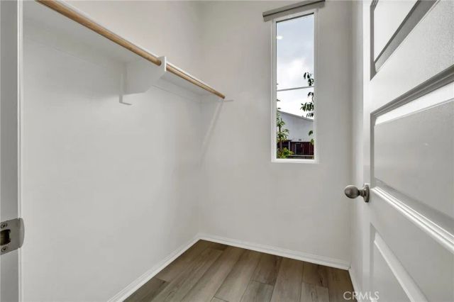 212 Farley Ln, Pomona, CA 91767