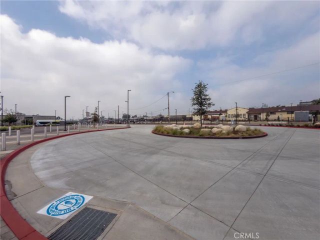 212 Farley Ln, Pomona, CA 91767