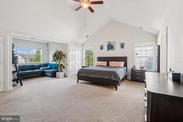 8761 ELLIS MILL DR, Gainesville, VA 20155