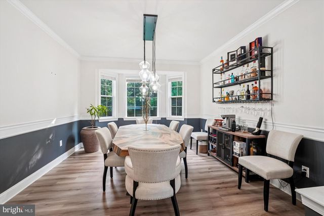 8761 ELLIS MILL DR, Gainesville, VA 20155