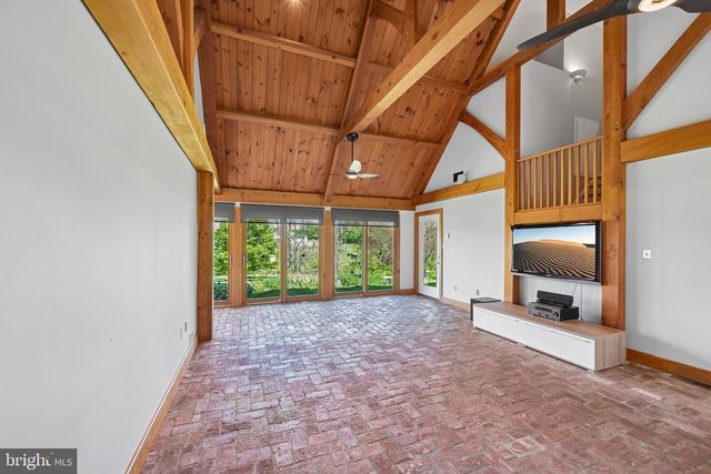 817 SHARON CIR, West Chester, PA 19382