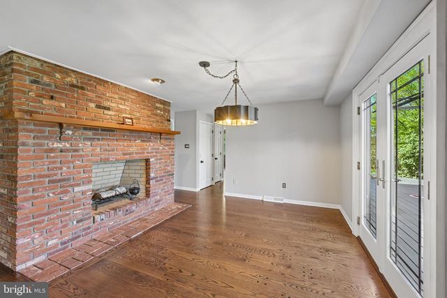 817 SHARON CIR, West Chester, PA 19382