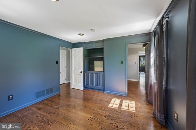 817 SHARON CIR, West Chester, PA 19382