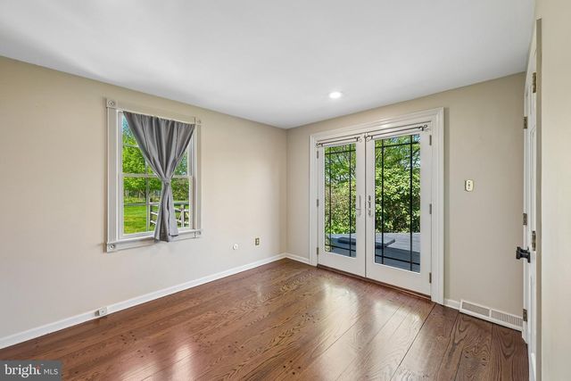 817 SHARON CIR, West Chester, PA 19382