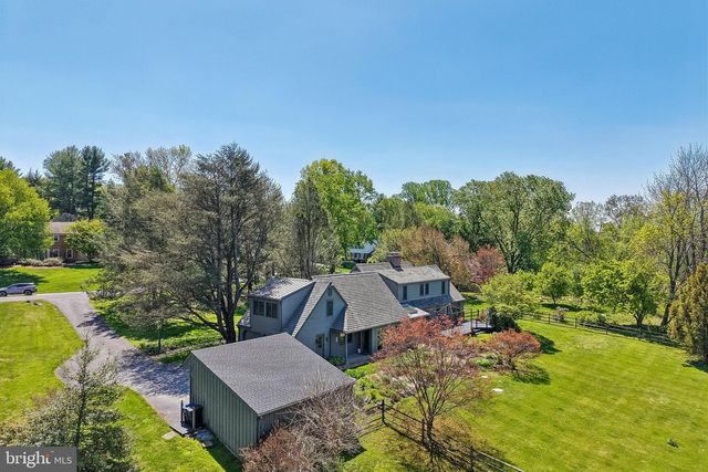 817 SHARON CIR, West Chester, PA 19382