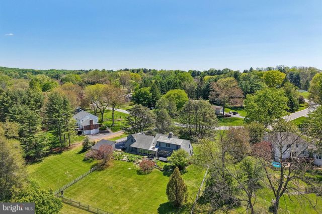 817 SHARON CIR, West Chester, PA 19382