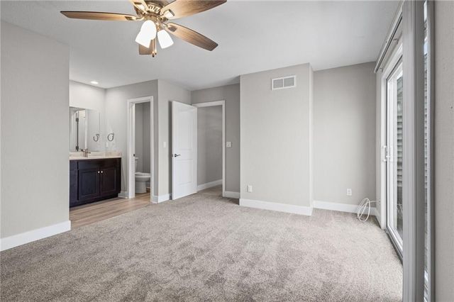 4904 NW Barry Road, Kansas City, MO 64154